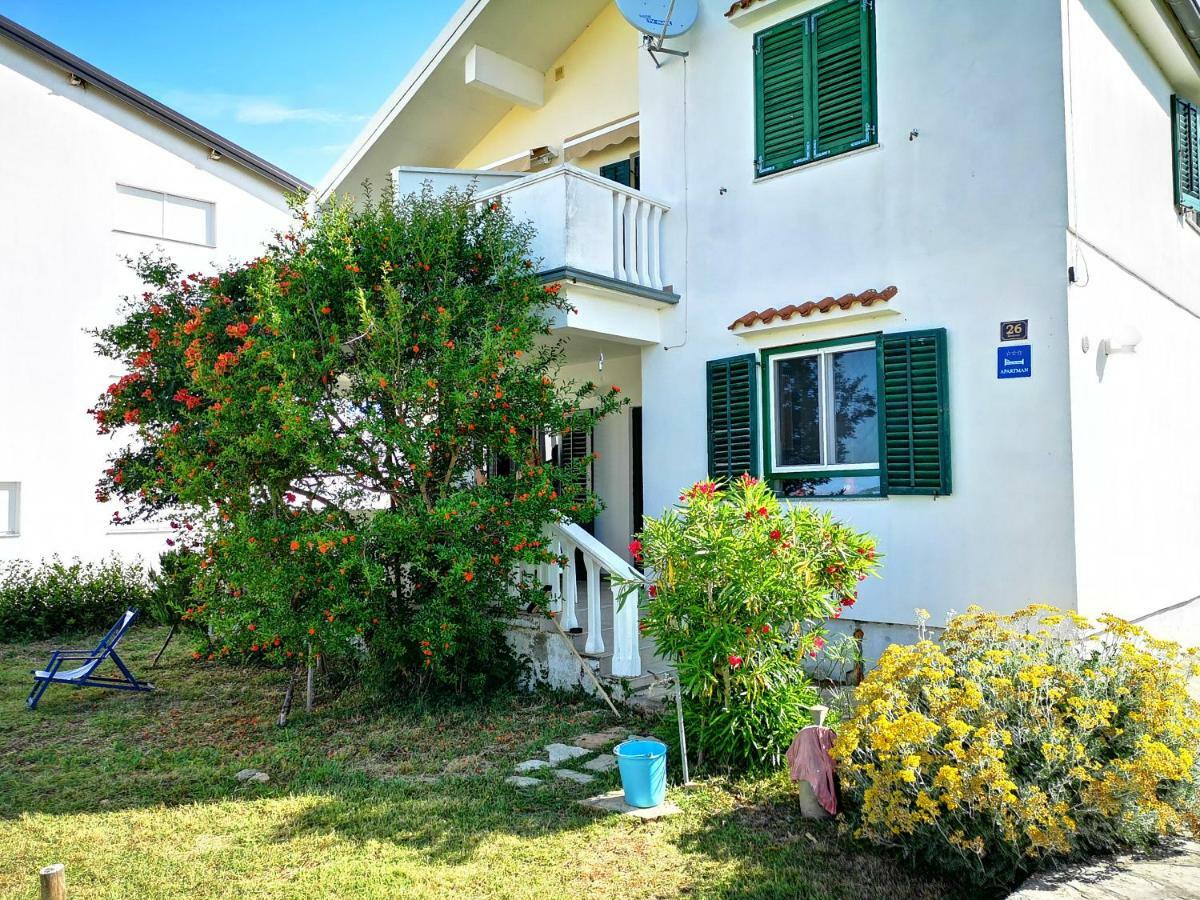 Apartmani Labud Sukošan Exterior foto